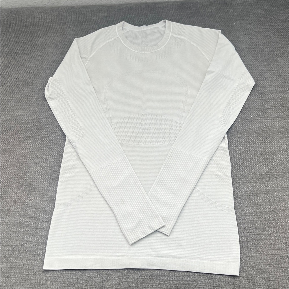 lululemon athletica gray, light Long Sleeve Tee